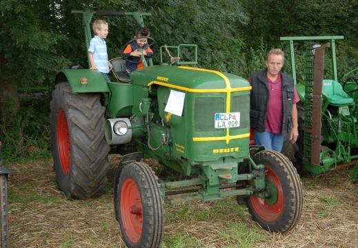 DSF 1832