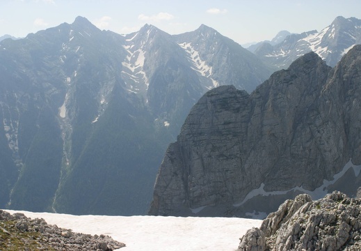 201 1